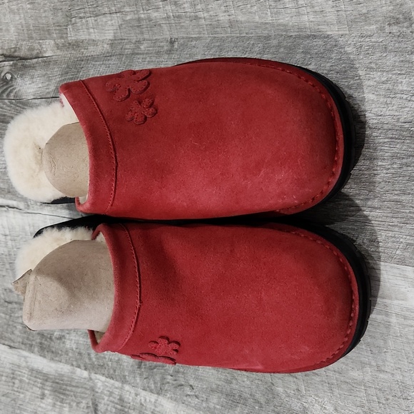 UGG Shoes - UGG Suede With Flower Applique Clogs Size 10
